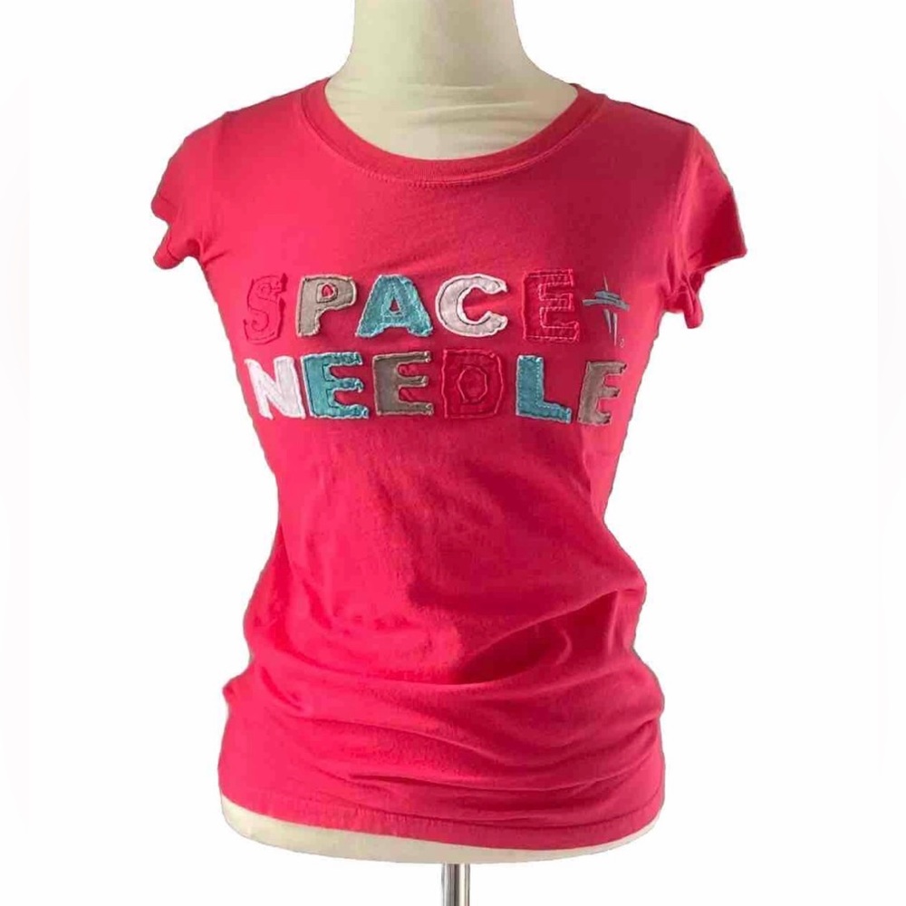 Seattle Space Needle Patchwork‎ Letter Tee Embroidered Space Needle